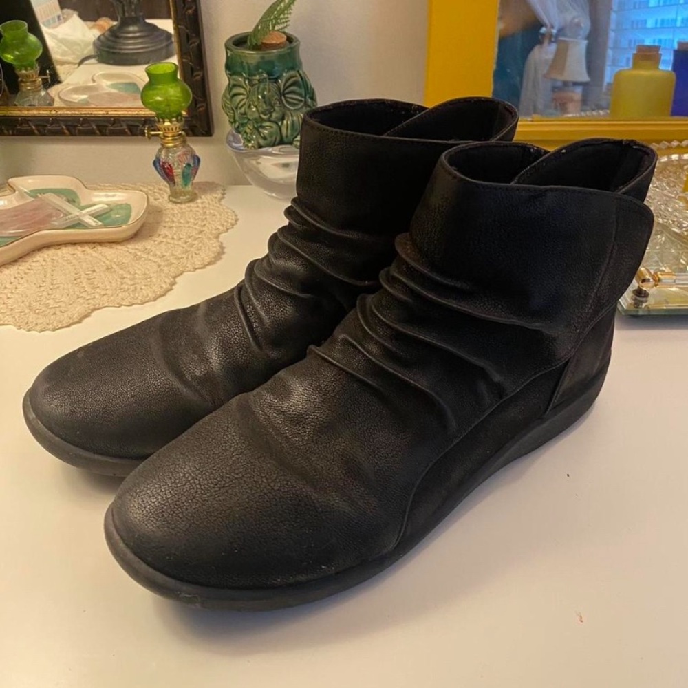 Clarks ‘Gemma’ Ankle Boots